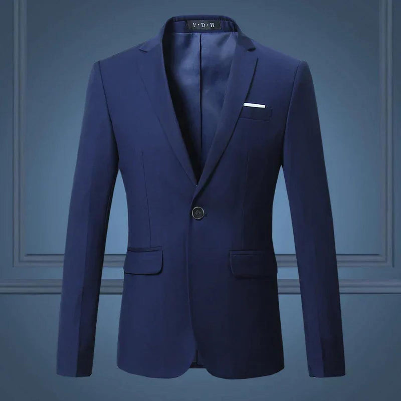 Men&#39;s Classic Blazer With Modern Details