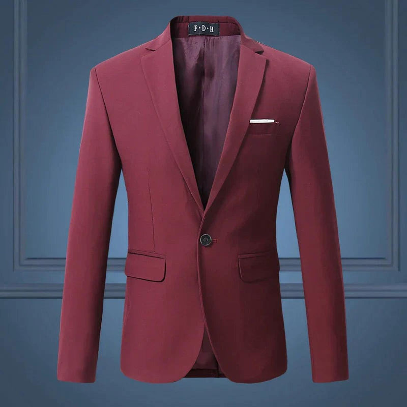 Men&#39;s Classic Blazer With Modern Details