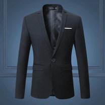 Men&#39;s Classic Blazer With Modern Details