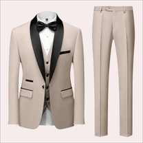 Men&#39;s Classic Three-Piece Business Suit With Satin Lapels
