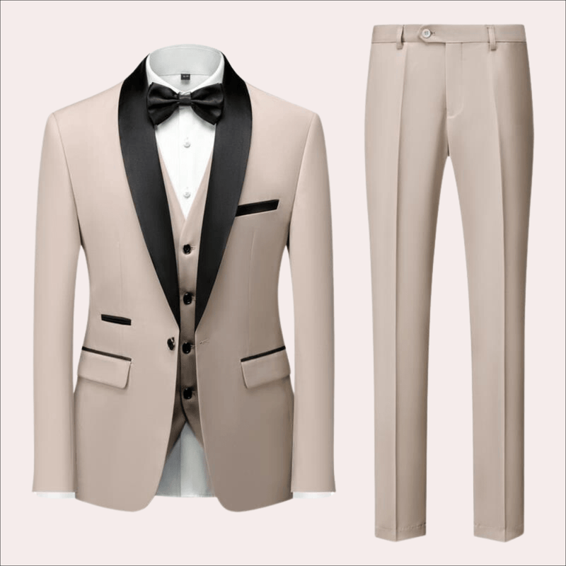 Men&#39;s Classic Three-Piece Business Suit With Satin Lapels
