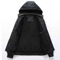 Men&#39;s Hooded Jacket With Multiple Pockets