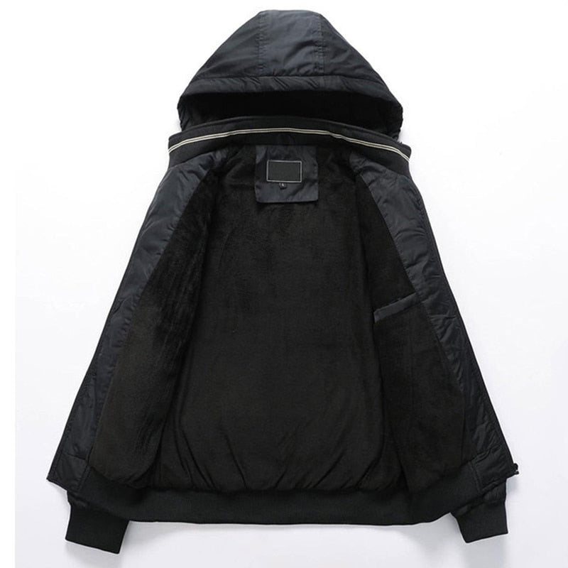Men&#39;s Hooded Jacket With Multiple Pockets