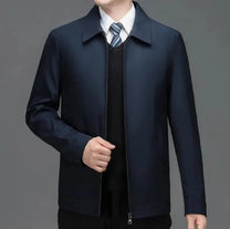 Men&#39;s Insulated Winter Jacket With Zip Closure And Pockets