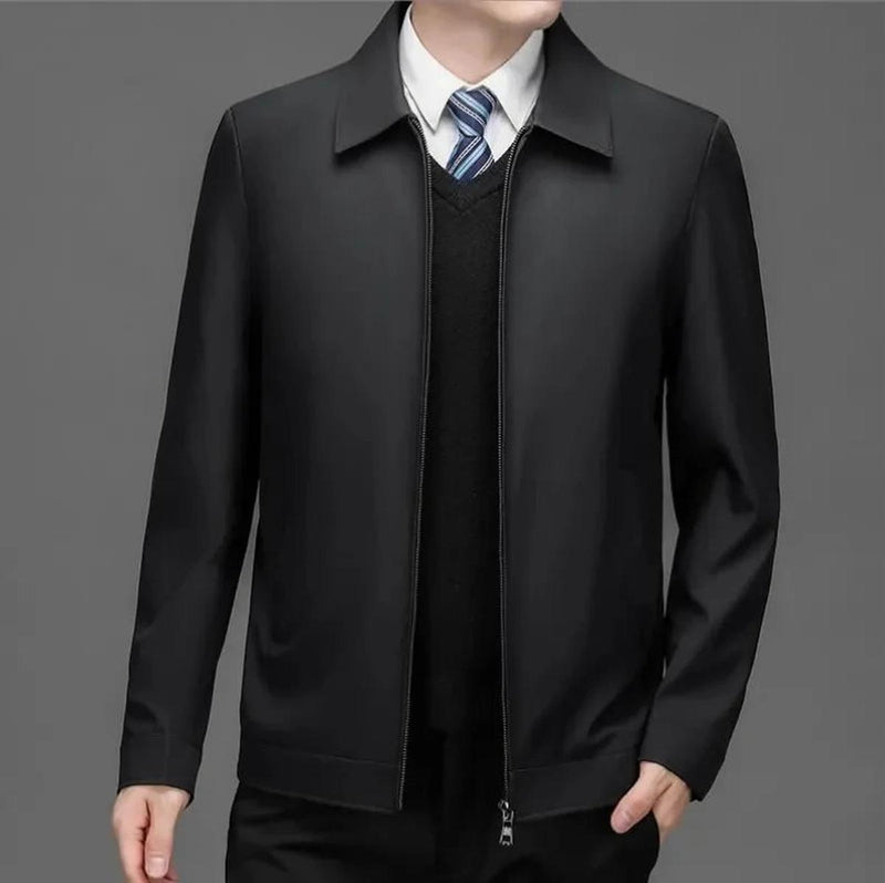 Men&#39;s Insulated Winter Jacket With Zip Closure And Pockets