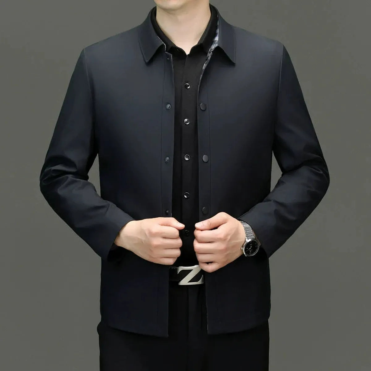 Black / M