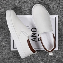 Men&#39;s Slip-On Canvas Sneakers With Orthopaedic Insole