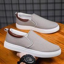Men&#39;s Slip-On Canvas Sneakers With Orthopaedic Insole