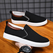 Men&#39;s Slip-On Canvas Sneakers With Orthopaedic Insole