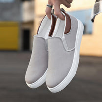 Men&#39;s Slip-On Canvas Sneakers With Orthopaedic Insole
