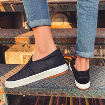 Men&#39;s Slip-On PU Leather Sneakers with Non-Slip Sole