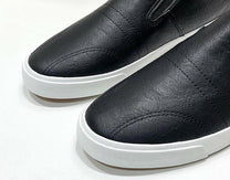 Men&#39;s Slip-On PU Leather Sneakers with Non-Slip Sole
