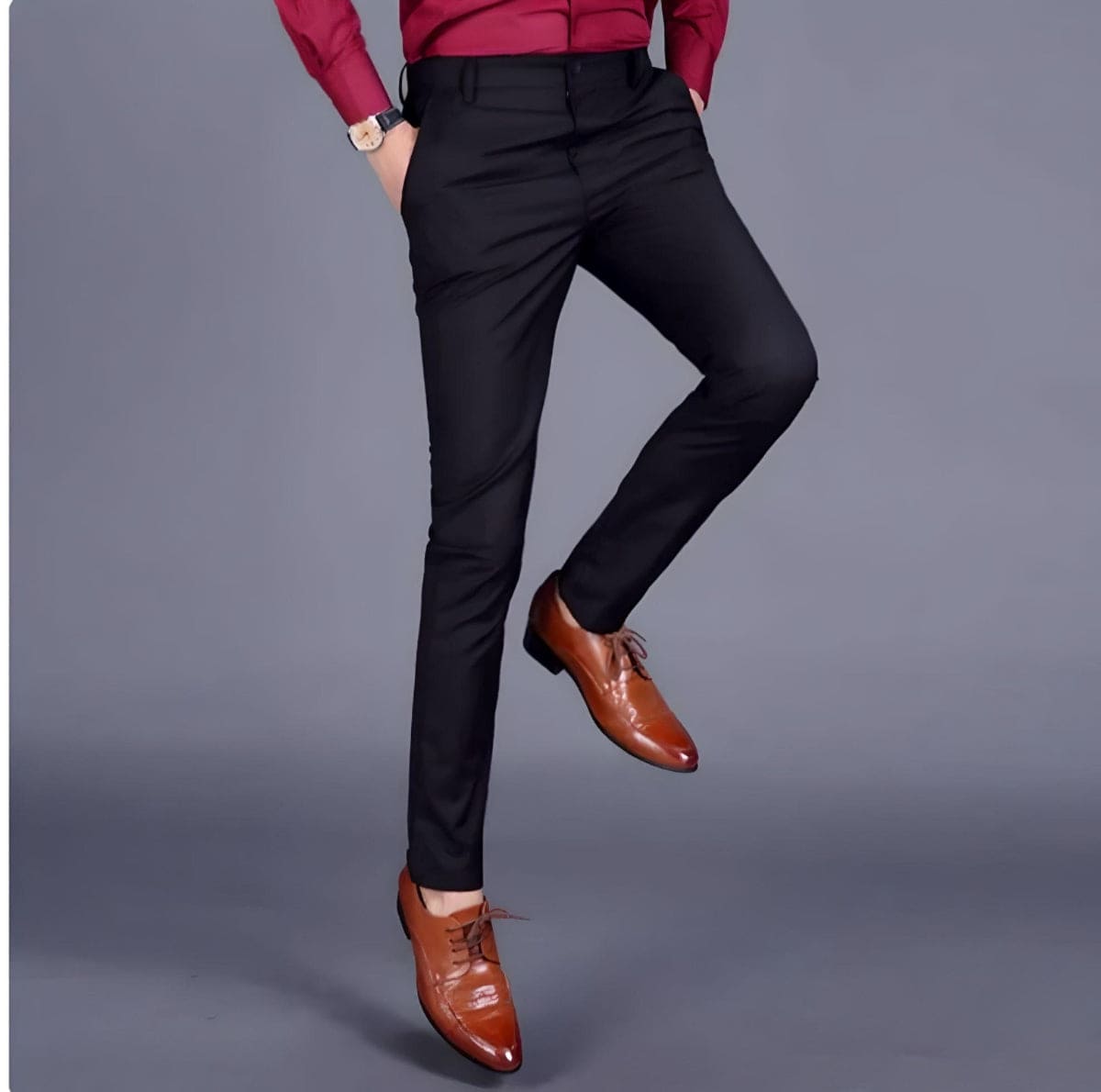 Men&#39;s Stretch Pants With Water-Resistant Fabric