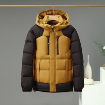 Men&#39;s Structured Fit Padded Jacket With Detachable Hood
