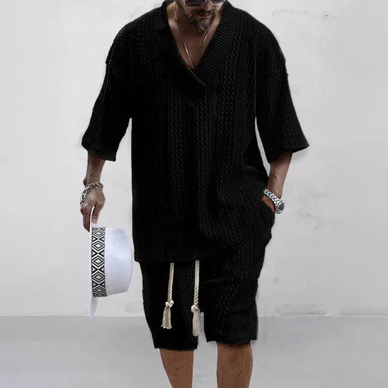 Men&#39;s Two-Piece Set With Shorts And Short-Sleeve Shirt