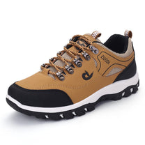 Men&#39;s Waterproof Hiking Shoes With Non-Slip Sole