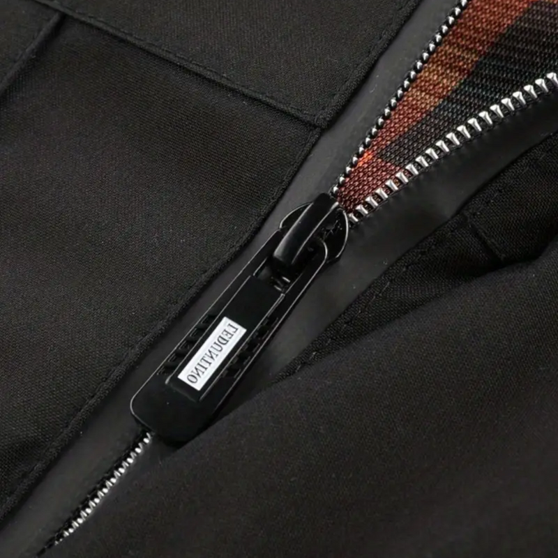Men&#39;s Waterproof Outdoor Jacket With Hood And Checked Lining