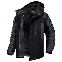 Men&#39;s Windproof Outdoor Jacket With Adjustable Toggles And Pockets