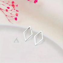 Minimalist Geometric Earrings With Diamond And Arrow Design
