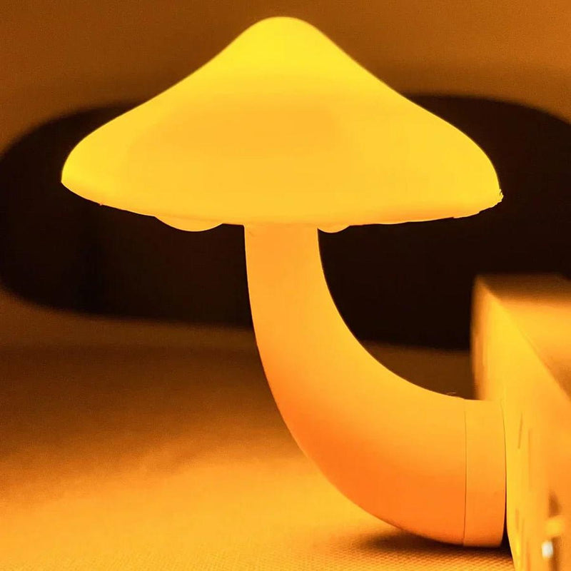 Mushroom-Shaped Plug-In Night Light With Automatic Sensor