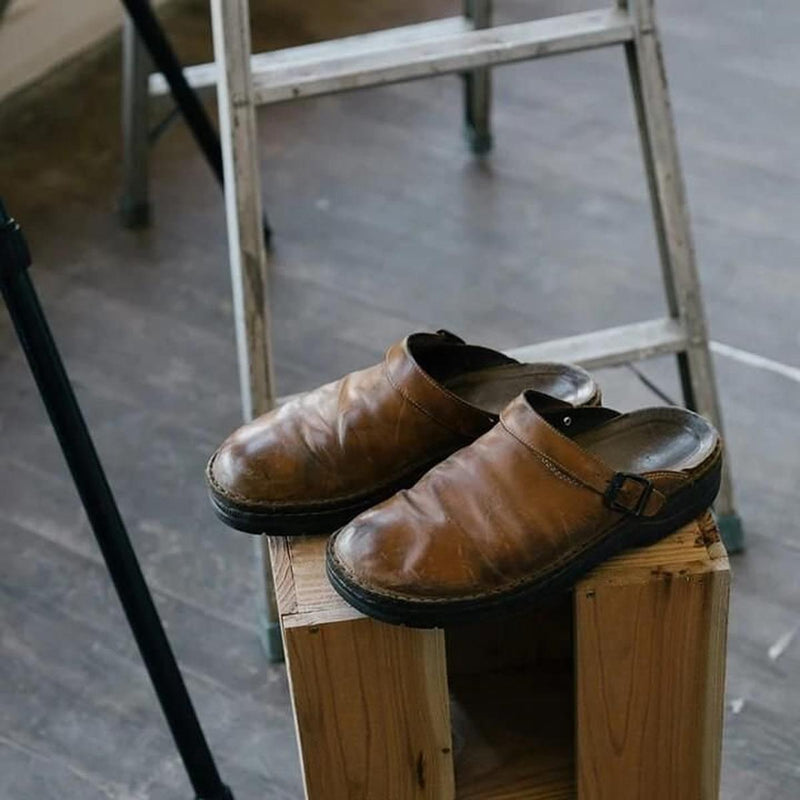 Orthopaedic Leather Slippers With Arch Support And Cushioned Insoles