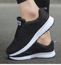 Orthopedic Sports Shoes With Gel Cushioning And Arch Support