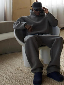 Oversized Men&#39;s Tracksuit With Hoodie And Joggers