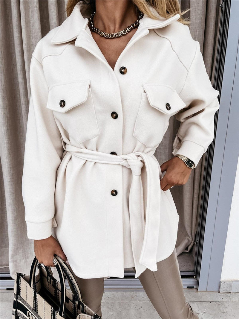Oversized Women&#39;s Jacket With Versatile Fit