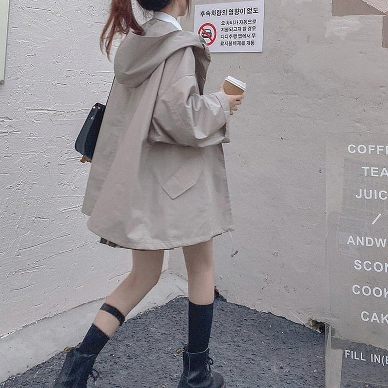 Oversized Women&#39;s Spring Jacket Plus Size Fashionable Outerwear