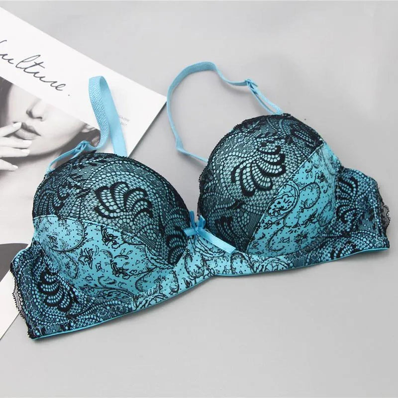 Plus-Size Embroidered Lace Push-Up Bra