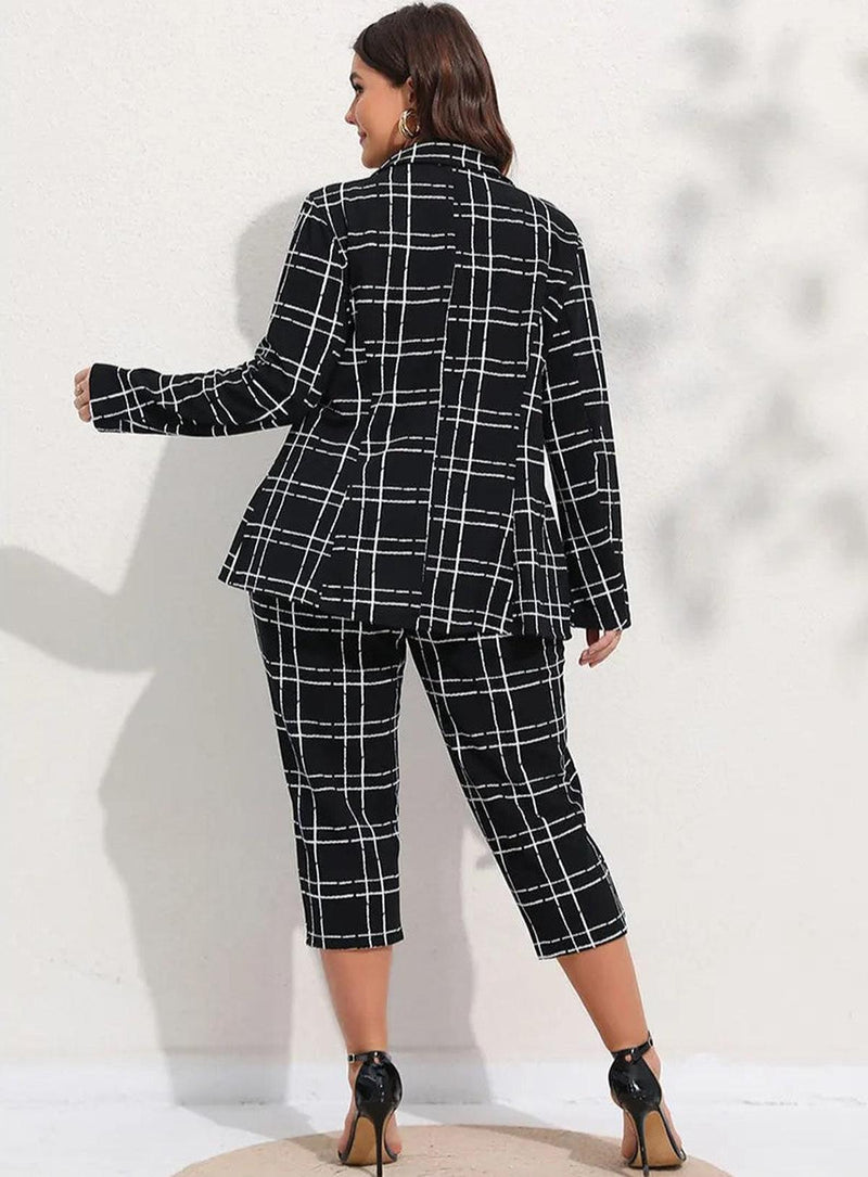 Plus Size Plaid Suit Set With Tailored Fit
