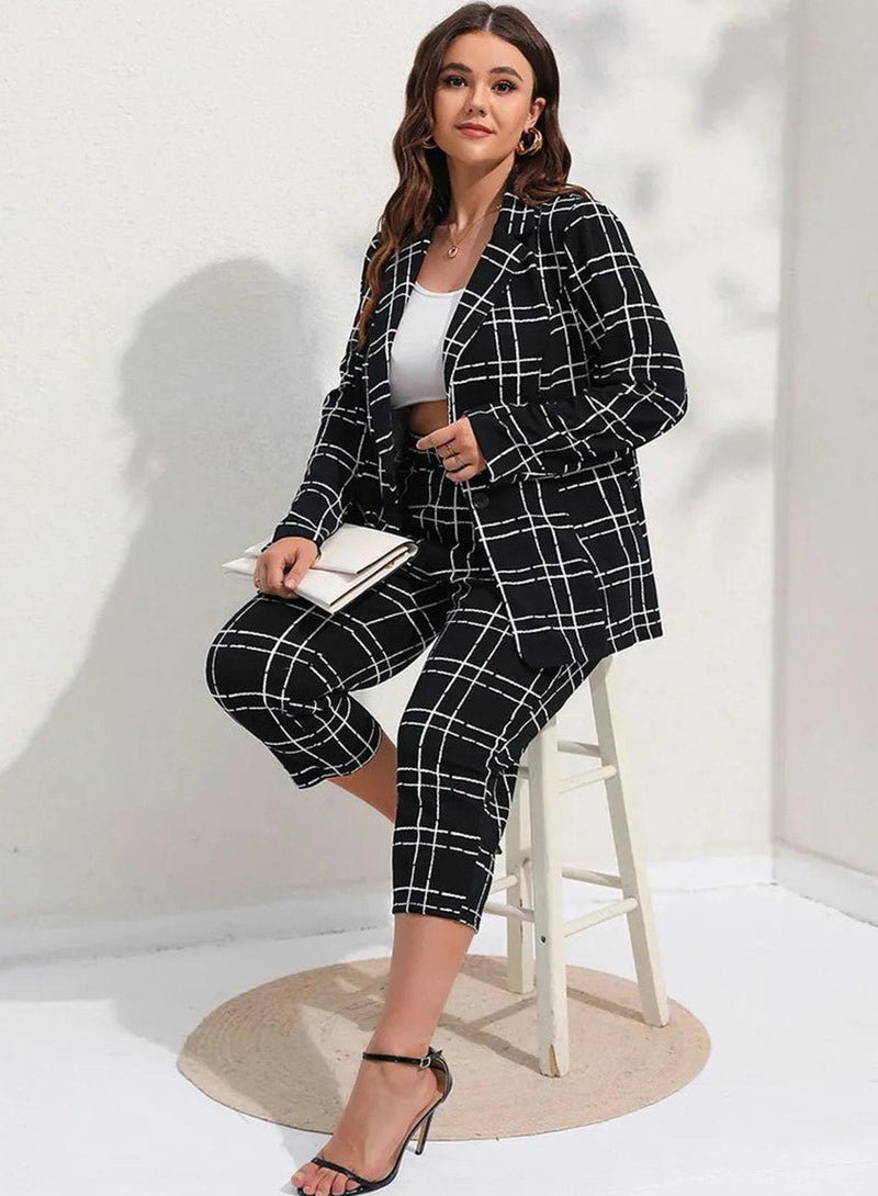 Plus Size Plaid Suit Set With Tailored Fit
