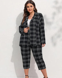 Plus Size Plaid Suit Set With Tailored Fit