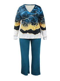 Plus Size Printed V-Neck Two-Piece Outfit Set