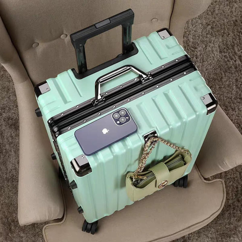 Premium Hard-Shell Suitcase With Aluminium Frame And 360° Spinner Wheels
