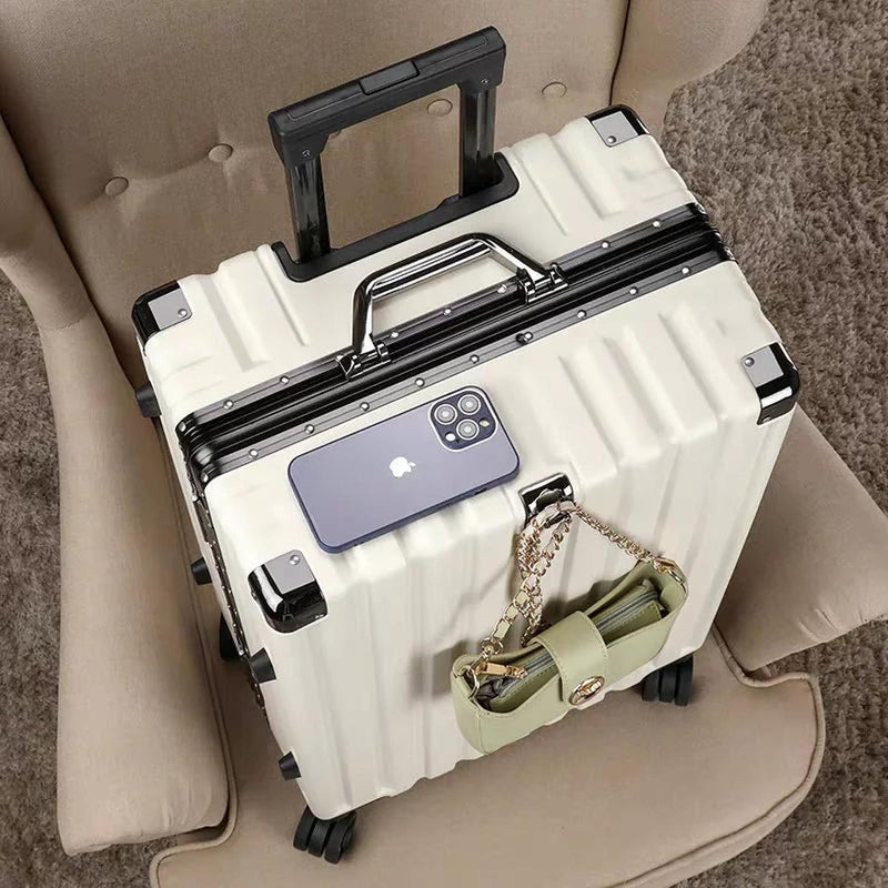 Premium Hard-Shell Suitcase With Aluminium Frame And 360° Spinner Wheels
