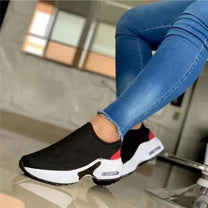 Reinforced Sole Sneakers With Cushioned Insole