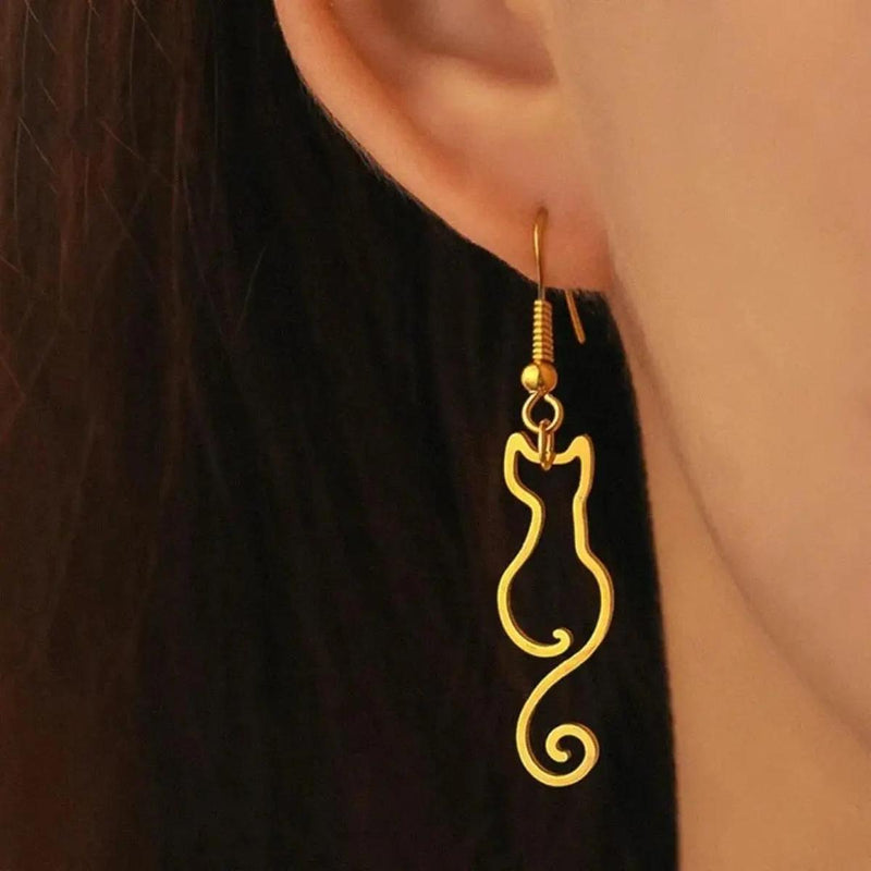 Retro Gold Tone Cat Studs