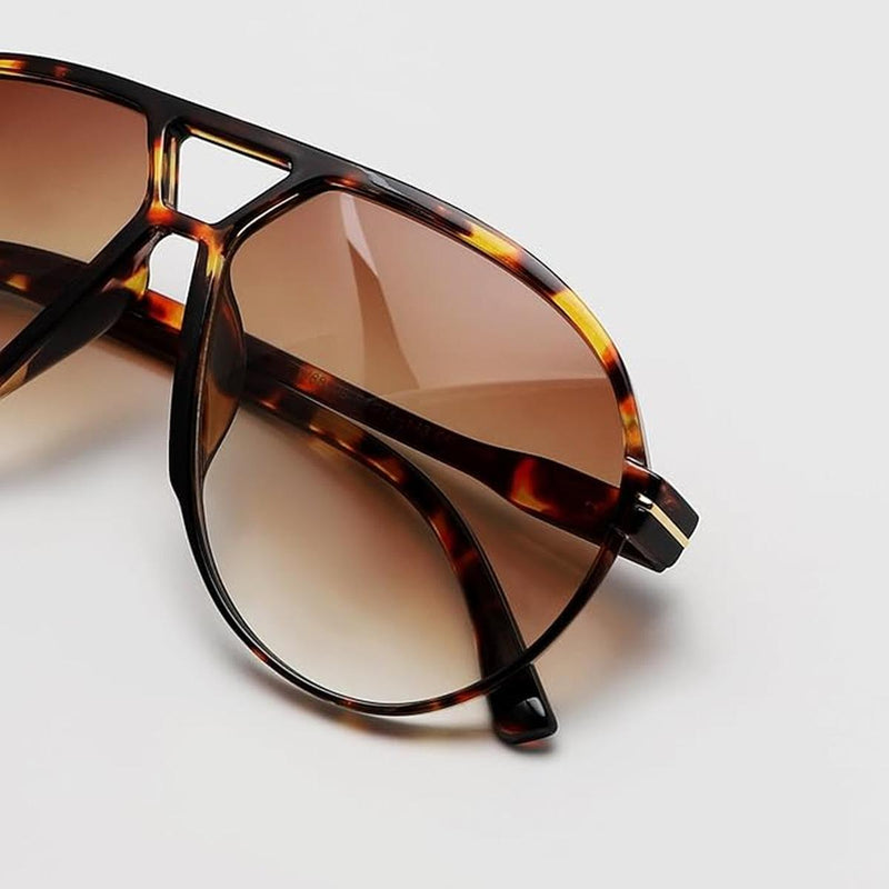 Retro Oversized Aviator Sunglasses With UV400 Protection