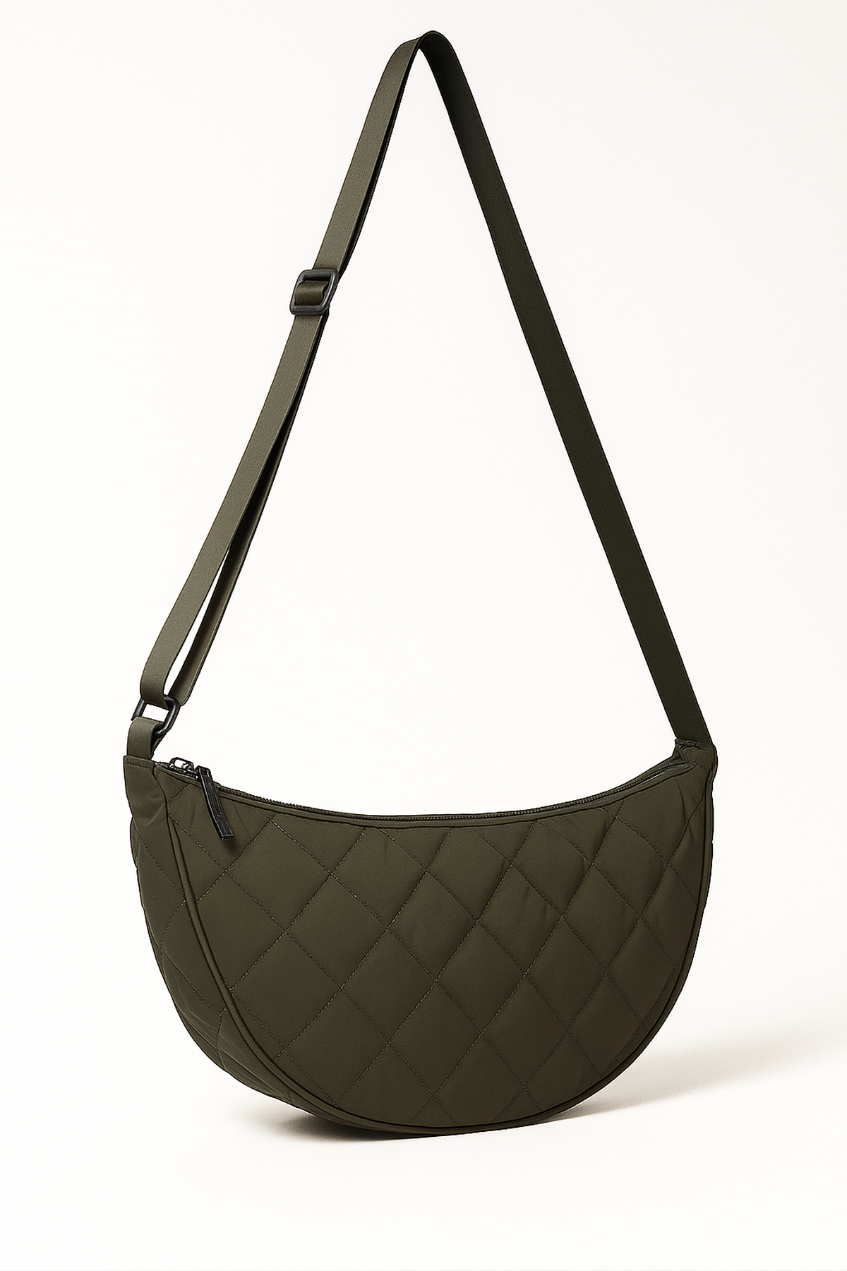 Round Shoulder Quilted Bag