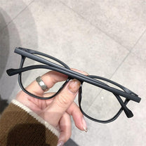 Short-Sighted Prescription Glasses with Blue Light Protection