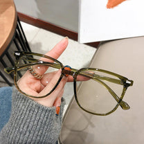 Short-Sighted Prescription Glasses with Blue Light Protection