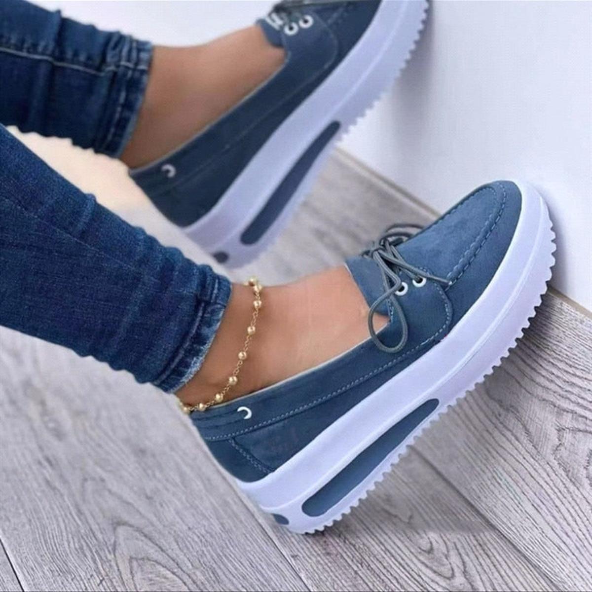 Blue / 9