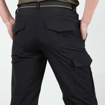 Stylish And Comfortable Men&#39;s Cargo Trousers With Practical Pockets