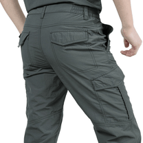Stylish And Comfortable Men&#39;s Cargo Trousers With Practical Pockets