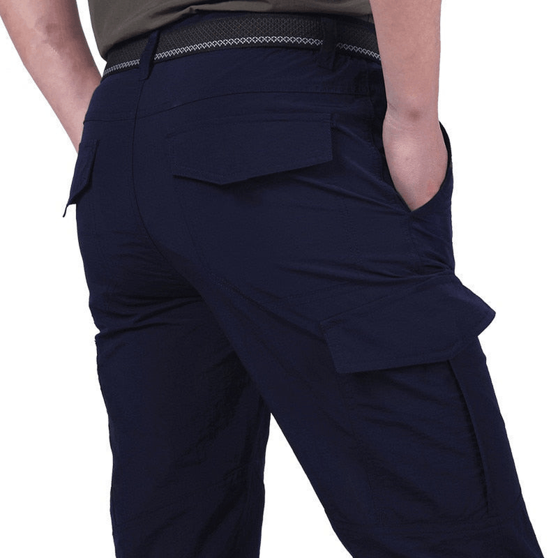 Stylish And Comfortable Men&#39;s Cargo Trousers With Practical Pockets