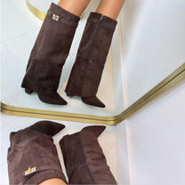 Stylish Buckle Boots in Suede and Faux Leather