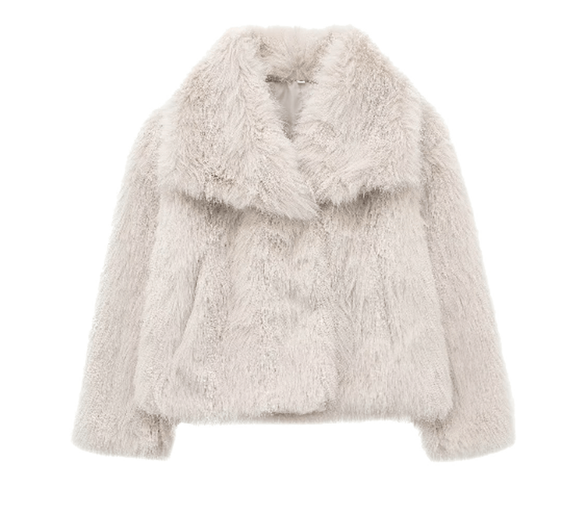 Stylish Faux Fur Coat for Elegant Comfort on Cold Days