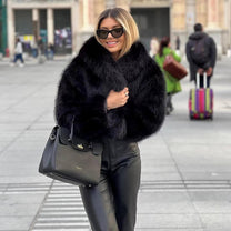 Stylish Faux Fur Coat for Elegant Comfort on Cold Days