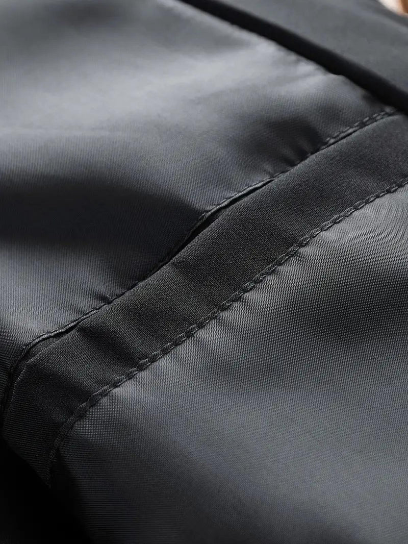 Stylish Handcrafted Men&#39;s Autumn Jacket With Zipped Pockets